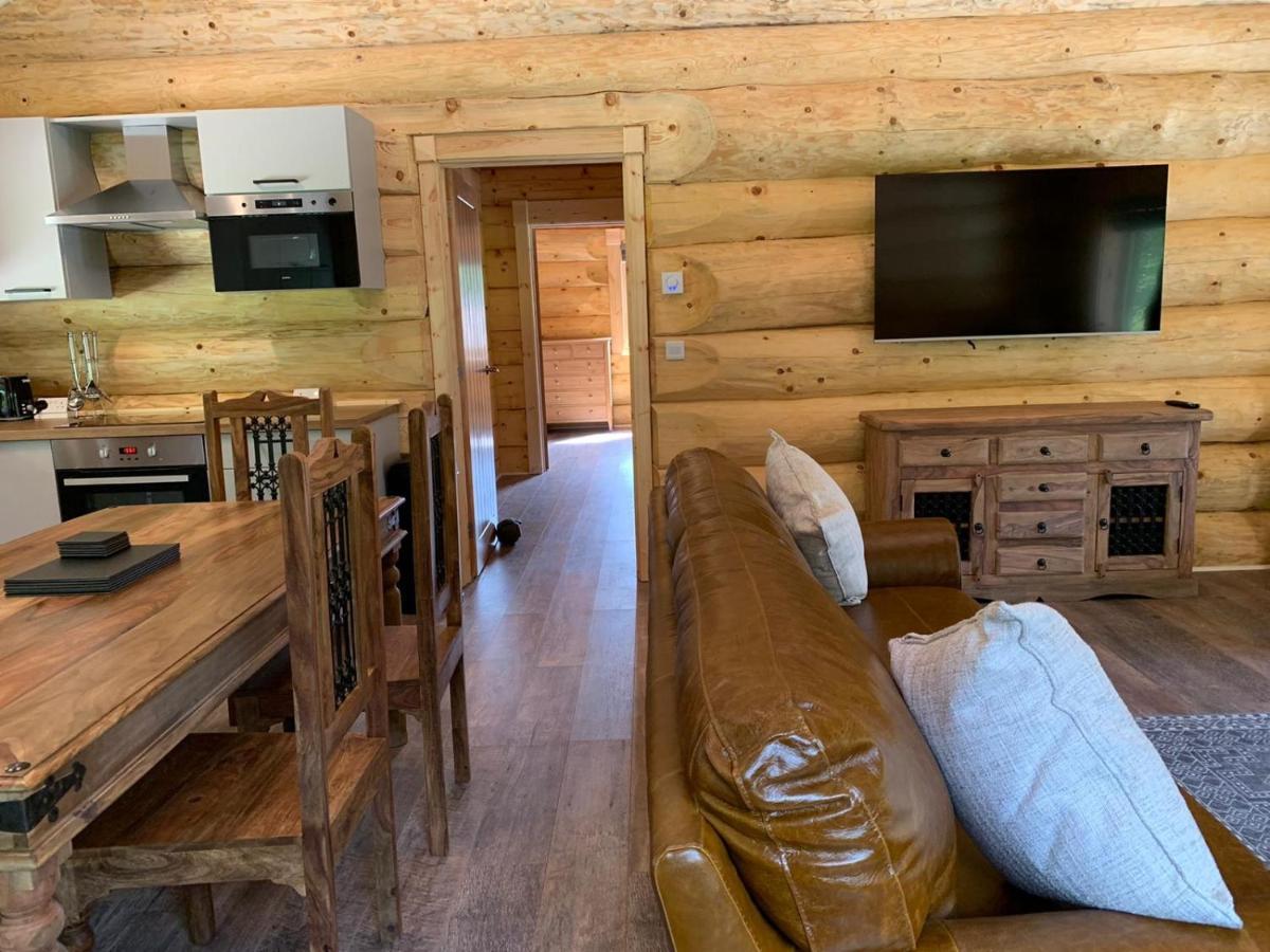 Ewes Water Log Cabins Langholm 외부 사진
