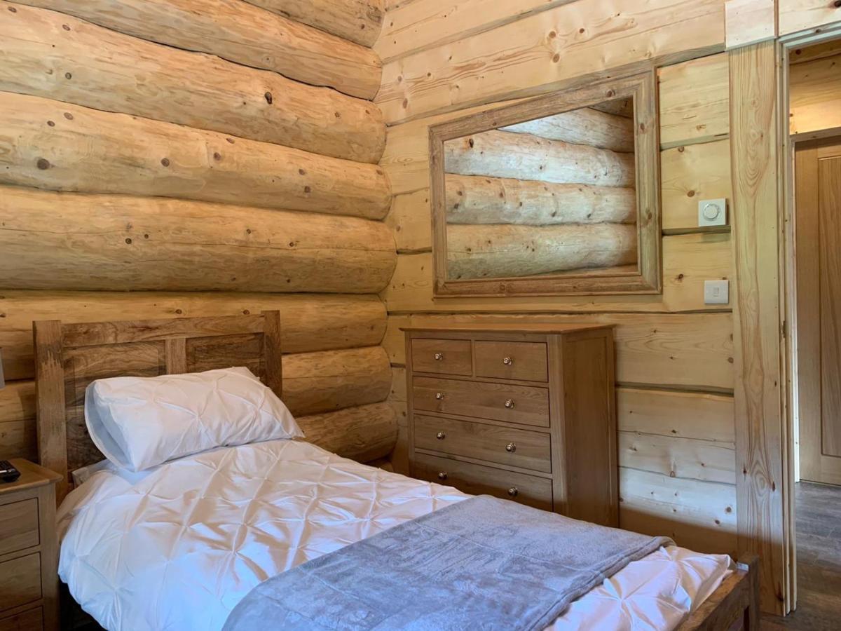 Ewes Water Log Cabins Langholm 외부 사진