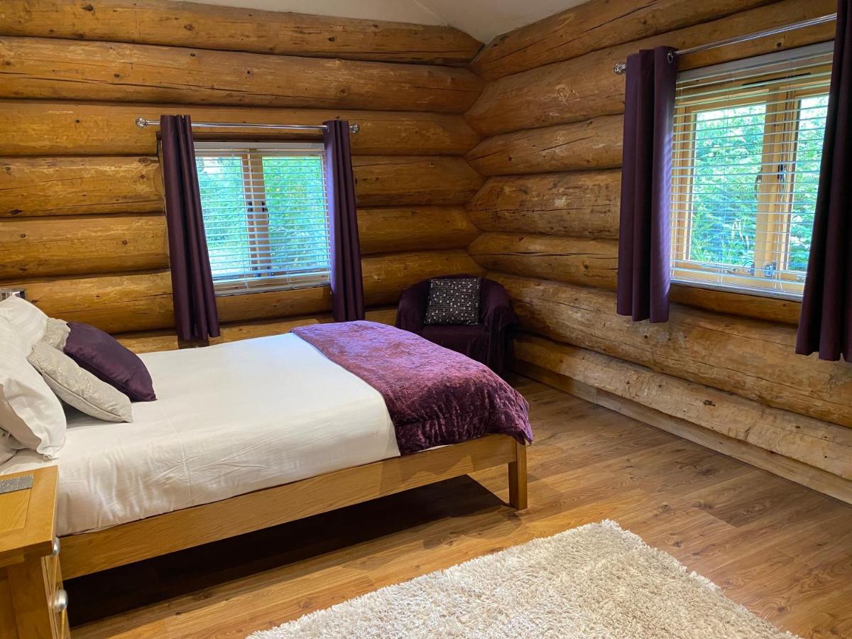 Ewes Water Log Cabins Langholm 외부 사진